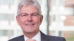 » <b>Dr. Veit Luxem</b> wird ab Herbst Vorsitzender des BVR-VerbandsratesIT <b>...</b> - DrVeitLuxem_258