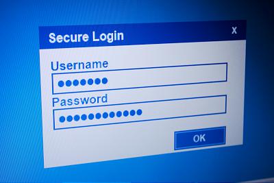 Verschlüsselte Passworteingabe hilft nichts, wenn ein Keylogger die Tastenanschläge protokolliert und an kriminelle weiterleitet. Bild: cherrycreek/bigstockphoto.com
