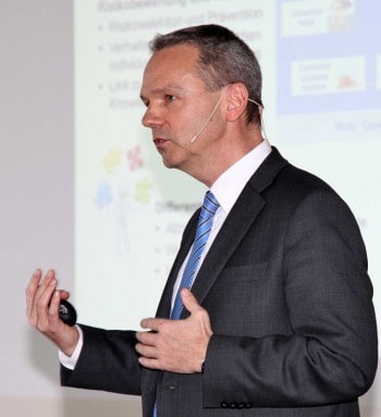 Dr. René Mueller, Axa-WinterthurVersicherungsforen Leipzig