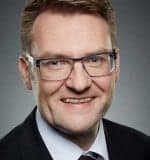 Oliver_Herzberg_500