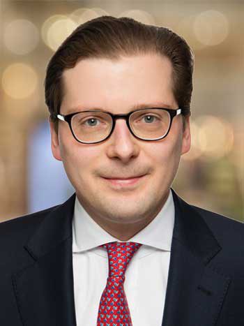 Dr. Christian Conreder, Rechtsanwalt, ist Manager bei der KPMG Rechtsanwaltsgesellschaft mbH am Standort Hamburg und Mitglied der Praxisgruppe Financial ServicesKPMG