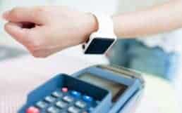 Dk-NFC-payment-131785046-516