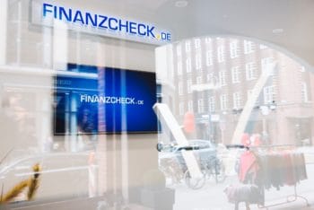 Bei Finanzcheck werden Kunden auch am Samstag bedient - hier im Bild die Hamburger Filiale von Finanzcheck.de