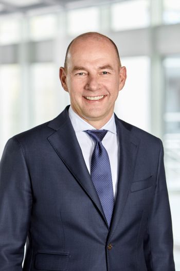 DSV hält 51% der S-MM