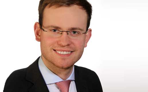 Steffen-Schneider-Couchbase-516