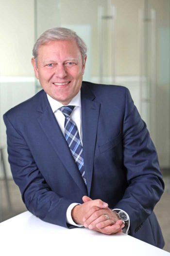 Jürgen Brinkmann (Mitglied des Vorstandes der Volksbank Braunschweig, Aufsichtsratsvorsitzender Fiducia & GAD IT, Aufsichtsratsvorsitzender der Ratiodata)<q>Volksbank Braunschweig