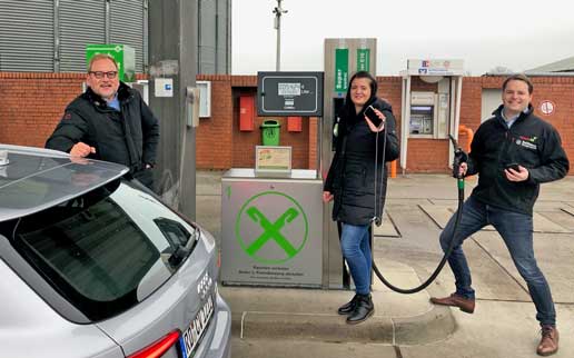 Corona-tauglich: Beim Tanken direkt aus dem Auto bezahlen - Raiffeisen Energie Nord prescht vor