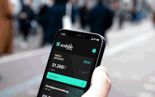 Scalable Capital integriert Postident-Verfahren per SDK