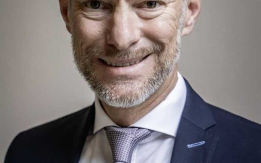 Prof-Dr-Christian-T.-Haas-Hochschule-Frisenius-700