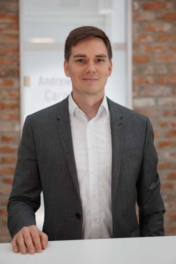 Philipp J. A. Hartmannsgruber ist Head of DLT & Digital Assets bei M.M.Warburg & CO Bank