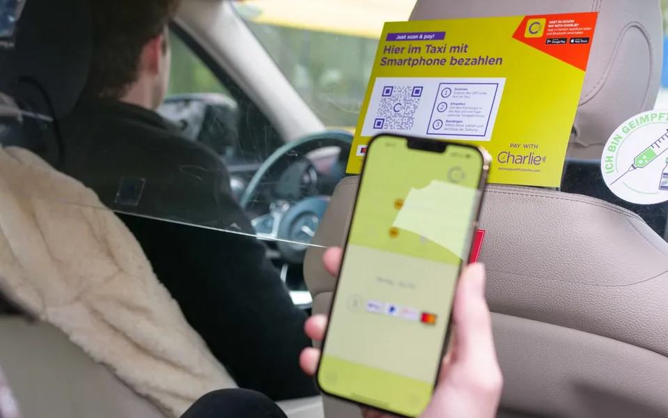 „Pay with Charlie“: QR-Code-basierte Payment-Lösung für Zahlungen am POS