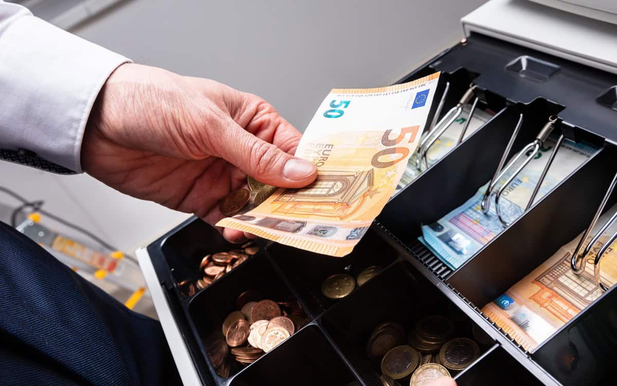 Postbank: Bargeld an der Ladenkasse