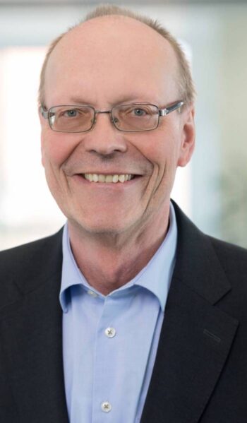 Prof. Penzel ist Experte rund um Themen um den Zahlungsverkehr .