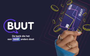 Buut Logo neben Frauenhand, die die Buut Visa Debitkarte hält.