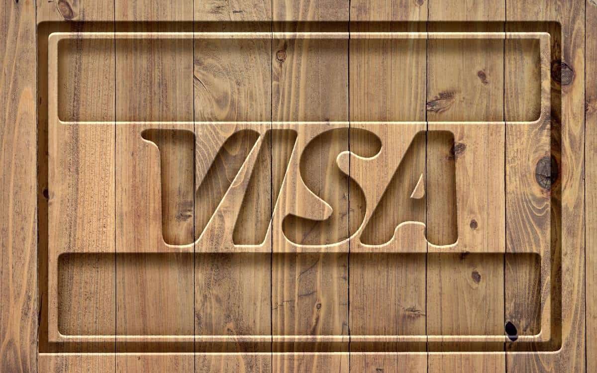 Visa integriert Nachhaltigkeitsdaten ins Zahlungsökosystem für Banken