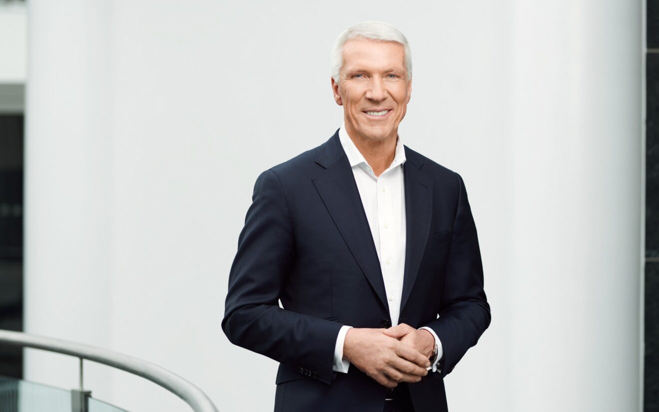Giesecke+Devrient (G+D) übernimmt das Payments & Banking Services Business des Bank-Verlags