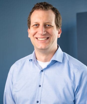 Dr. Christoph Reiners, msg for banking, thematisiert die Auswirkungen der digitalen Souveränität auf die Kundenbindung im Finanzsektor. FIDA verdeutlicht, dass die Kontrolle über Daten entscheidend für den Erhalt von Kunden ist.