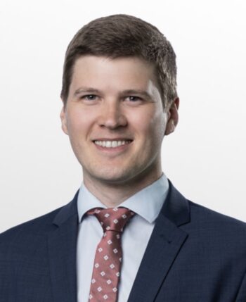 Hendrik Bode, msg for banking, präsentiert die Bedeutung von Consent Management im Kontext von FIDA. Dieses System ermöglicht Kunden die Kontrolle über ihre Datenfreigabe an Drittanbieter, einschließlich Umfang, Dauer und Zweck der Verarbeitung.