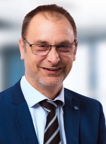 Lorenz Hübsch, Chief Information Security Officer, SpaceNet AG, erklärt die plötzliche Hektik aufgrund von der NIS-2-Umsetzung <q>SpaceNet