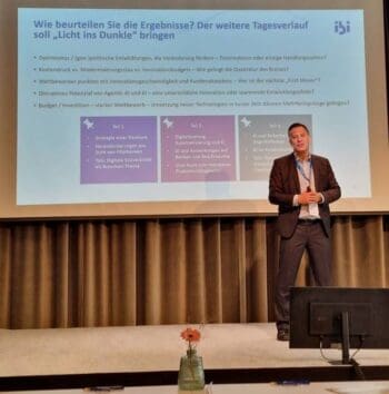 Dr. Stephan Weber von ibi research dk präsentiert auf der CIBI 2026 Veranstaltung. Der Fokus liegt auf der Bewertung von Ergebnissen und der Implementierung neuer Technologien zur Verbesserung des Wettbewerbs im Bankensektor.