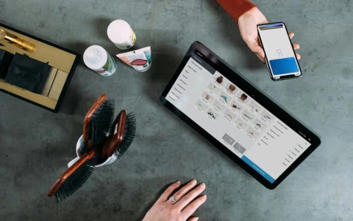 Advanzia Bank beschleunigt Kreditkarten-Onboarding mit digitaler Sofortkarte