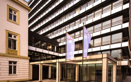Bankenaufsicht tauscht komplette Geschäftsführung der Berenberg Bank aus