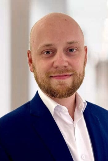Daniel Fischer, Accenture, erklärt, dass Banken in der Praxis immer wieder die technische Transparenz über ihre Fintech-Dienstleister fehlt <q>Accenture