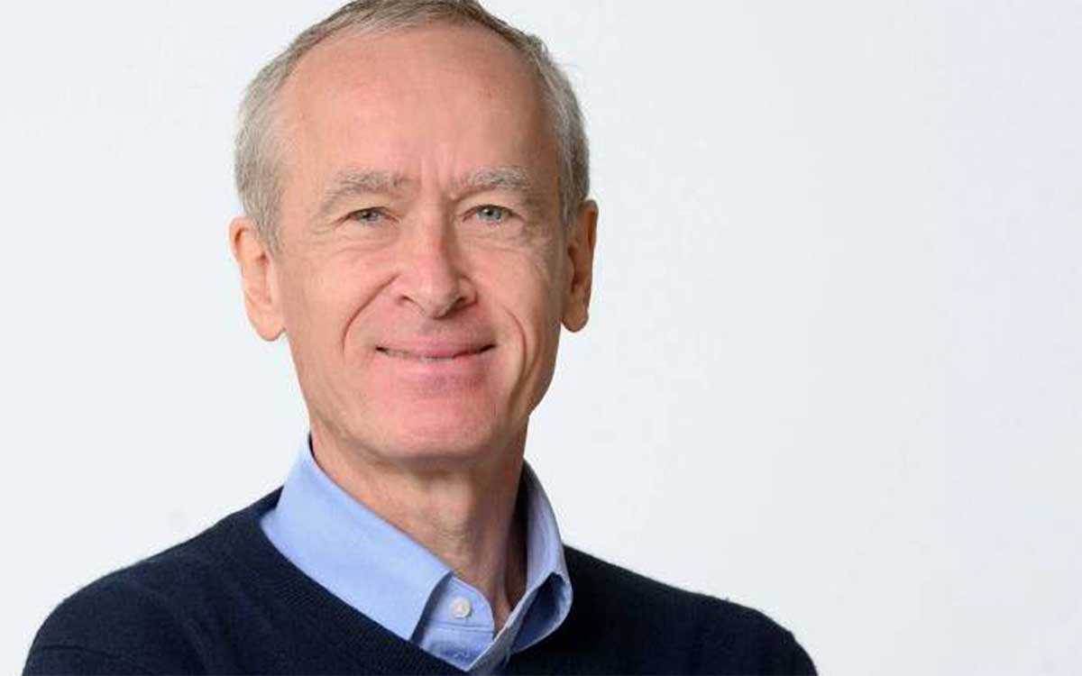 Christoph Burger, Senior Lecturer an der ESMT Berlin, wird zum Faculty Lead der MBA-Programme ernannt. Seine Expertise könnte entscheidend sein für die Entwicklung von Zahlungsmodellen für KI-Agenten im Kontext von Blockchain und AML.