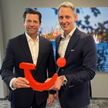 Allianz Partners und die TUI Group verlängern ihre strategische Partnerschaft zu der Zusammenarbeit bei der Digitalisierung von Versicherungen um weitere vier Jahre.