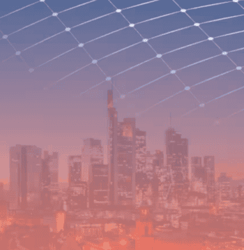 Vernetzte Linien über einer Stadt-Skyline bei Sonnenuntergang; Qivalis bereitet einen regulierten Euro-Stablecoin für digitale Zahlungen vor.