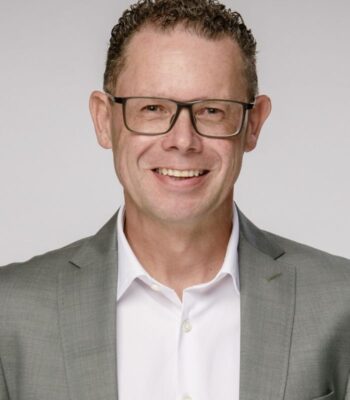 Dr. Bernd Fletzberger, Rechtsanwalt mit Schwerpunkt Finanzmarktrecht und Gründer von Compliance Networks